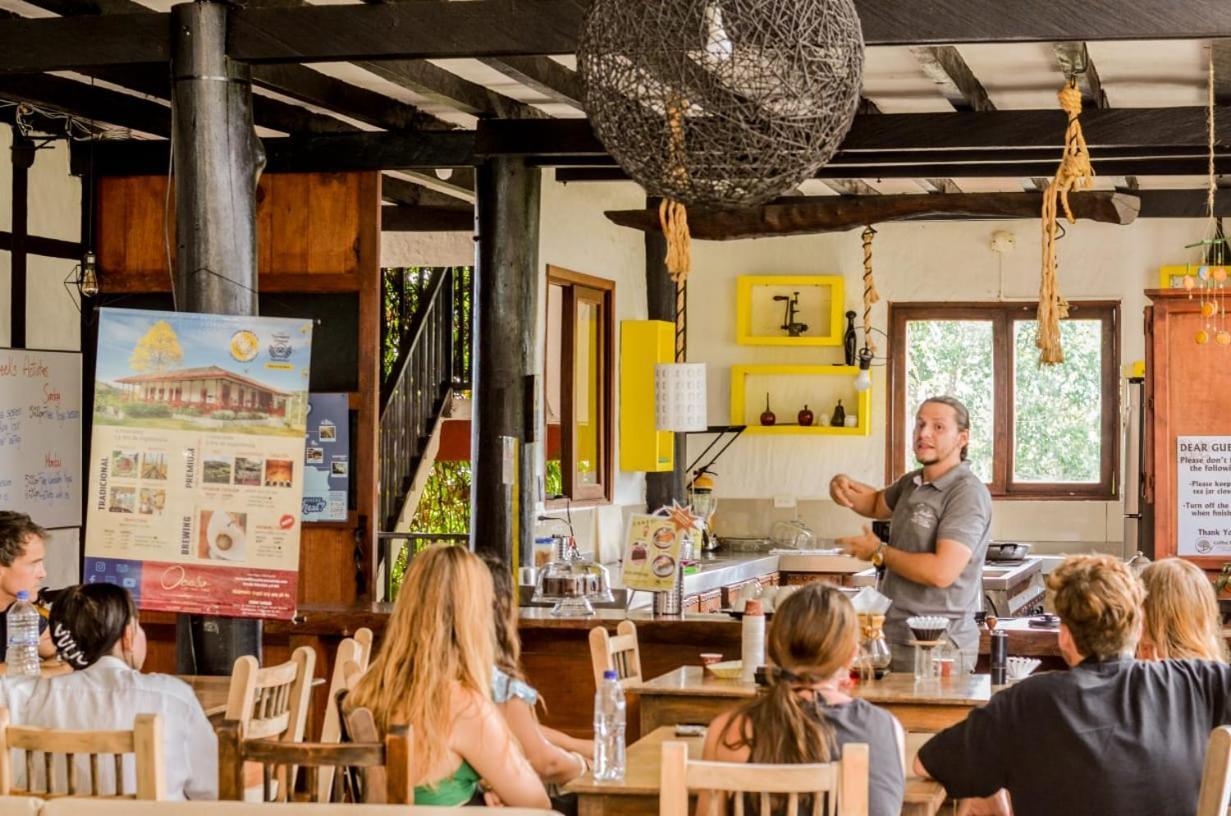 Coffee Tree Boutique Hostel Саленто Екстериор снимка