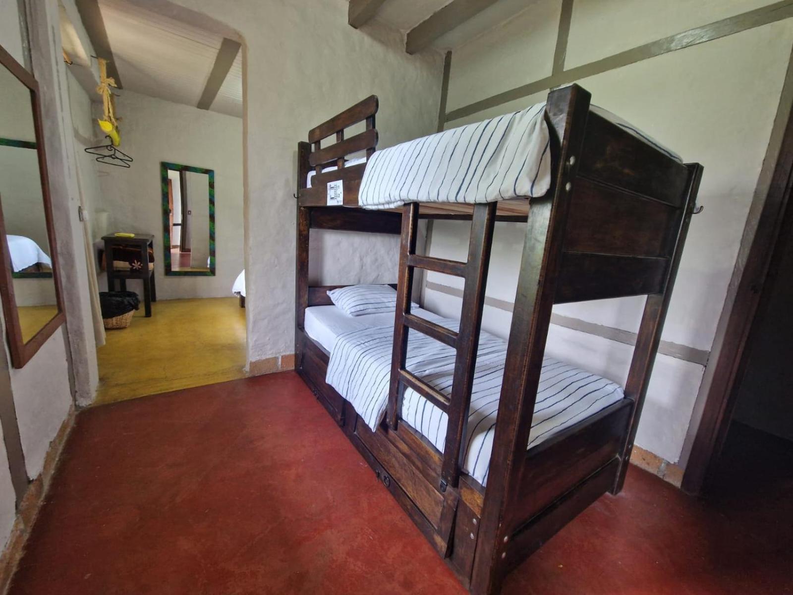 Coffee Tree Boutique Hostel Саленто Екстериор снимка