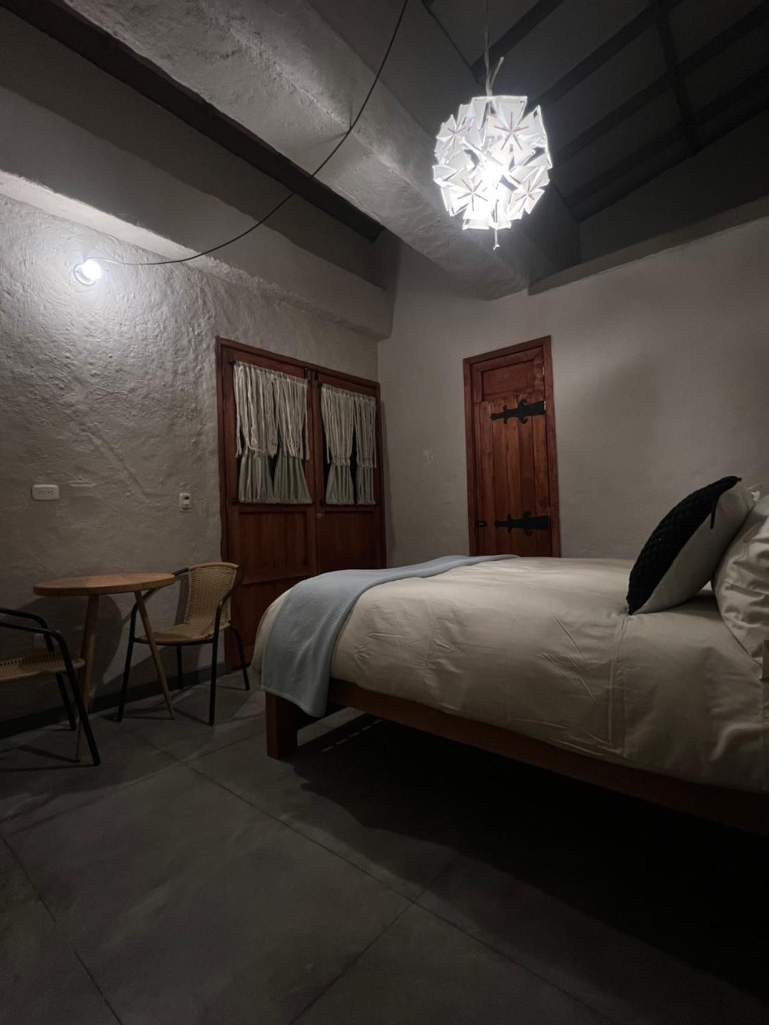 Coffee Tree Boutique Hostel Саленто Екстериор снимка