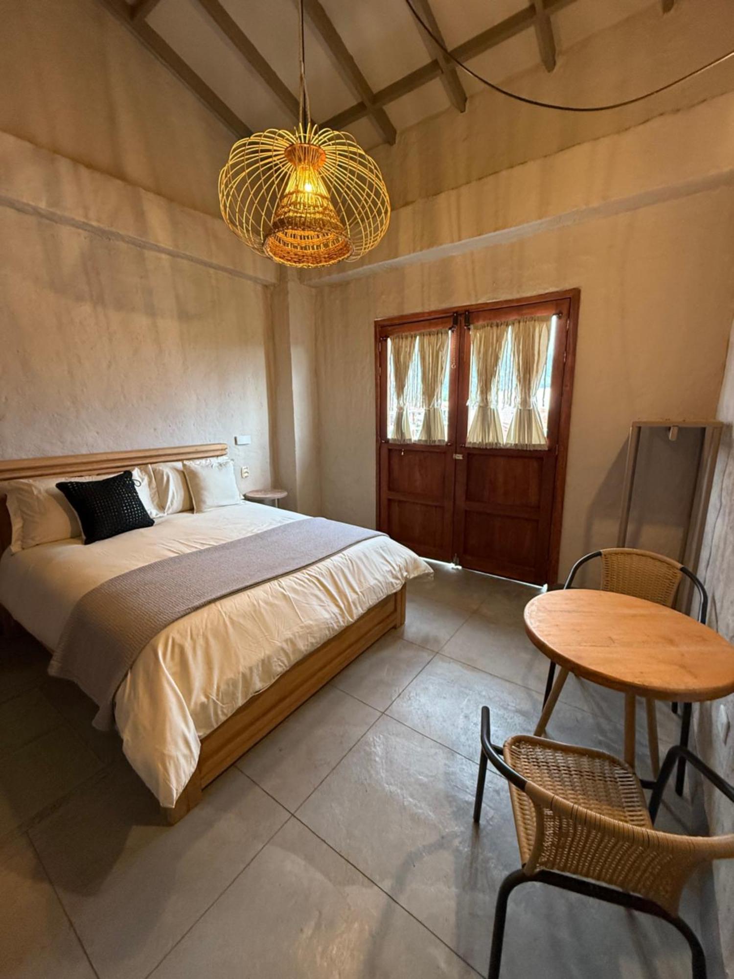 Coffee Tree Boutique Hostel Саленто Екстериор снимка