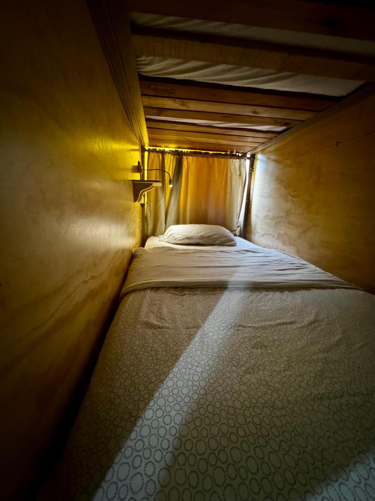 Coffee Tree Boutique Hostel Саленто Екстериор снимка